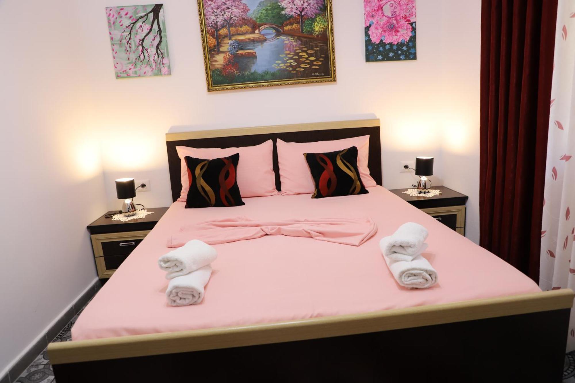 Guest House Marjo Берат Екстериор снимка