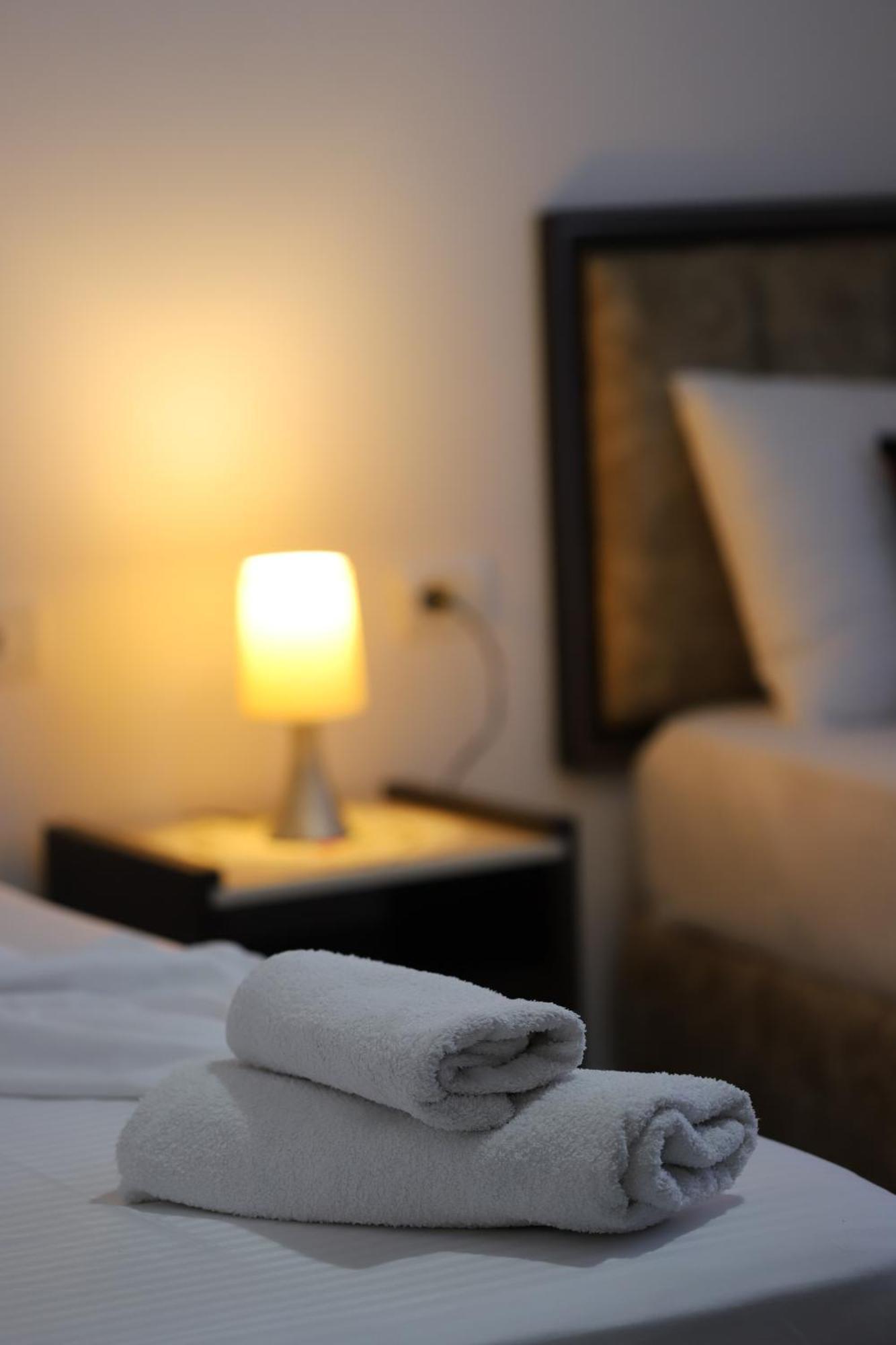 Guest House Marjo Берат Екстериор снимка